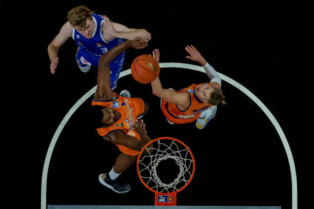 场上有了更 场上有了更